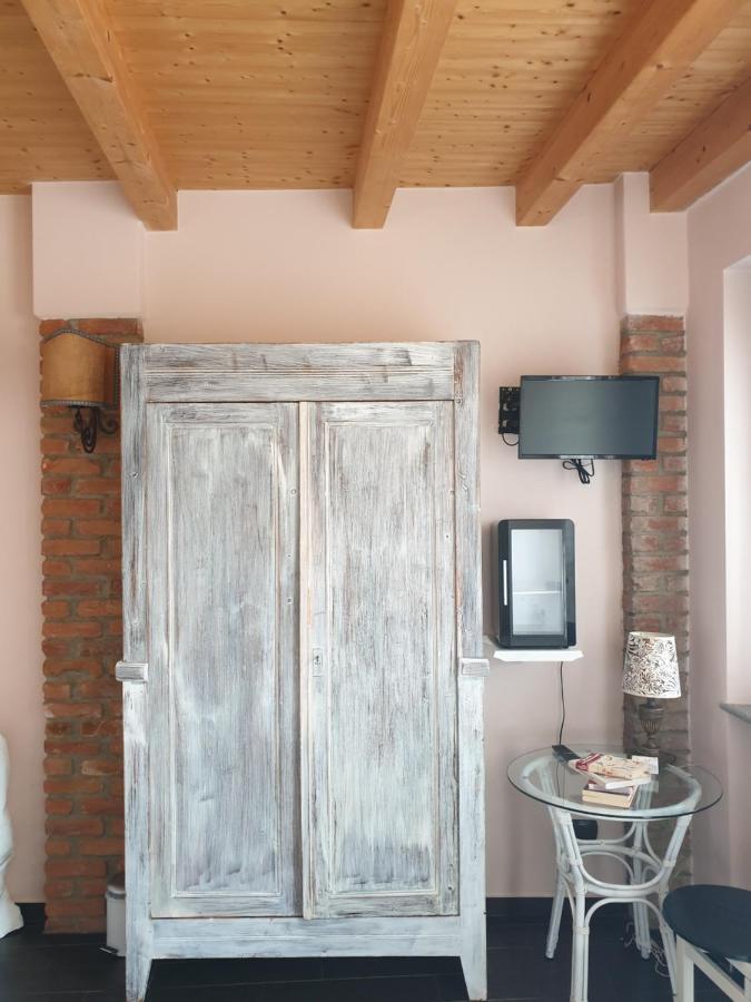 B&B Il Rustico Turate Exterior foto
